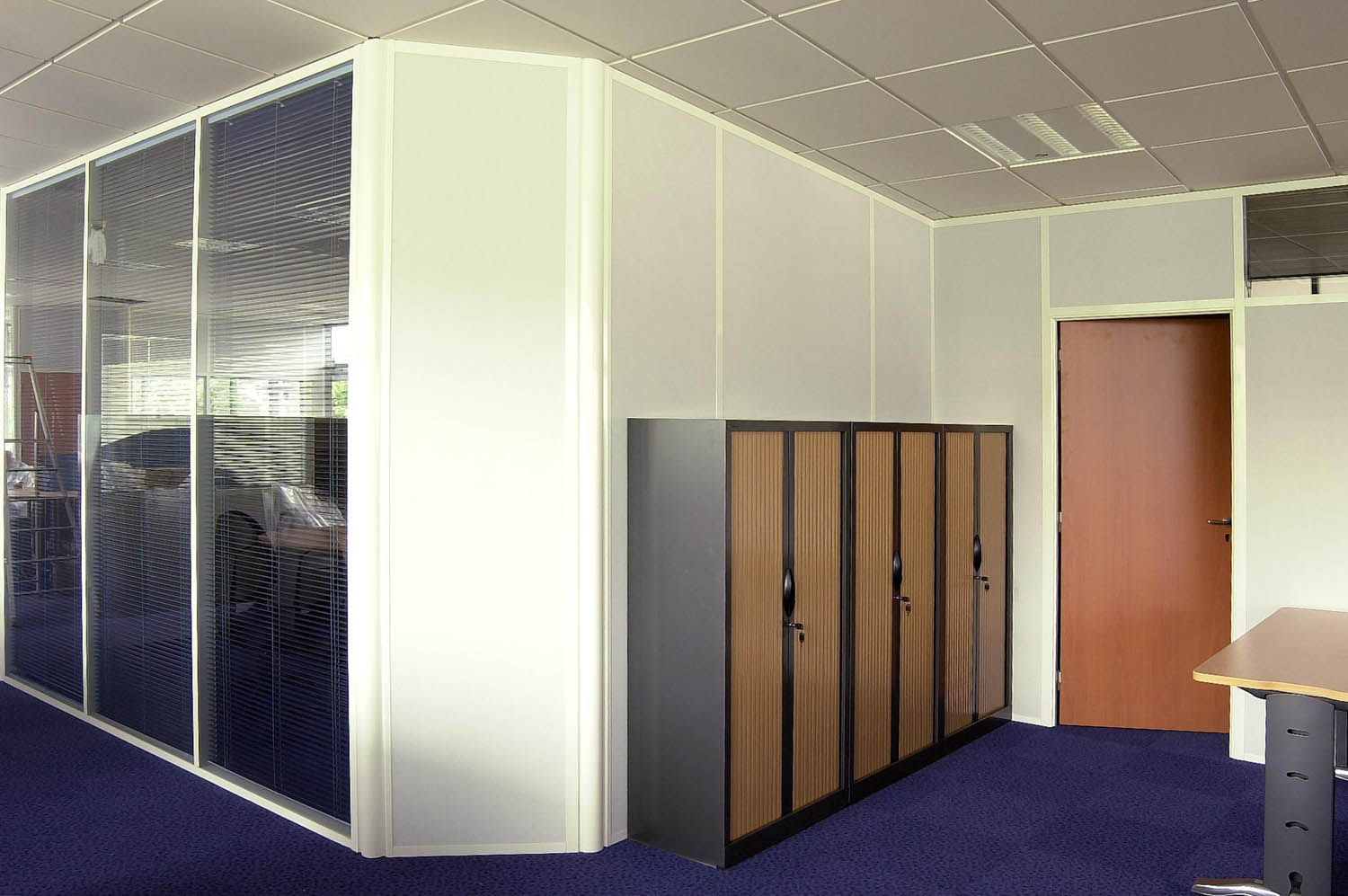 Aménagement complet des bureaux d'Axa Assurances à Annecy