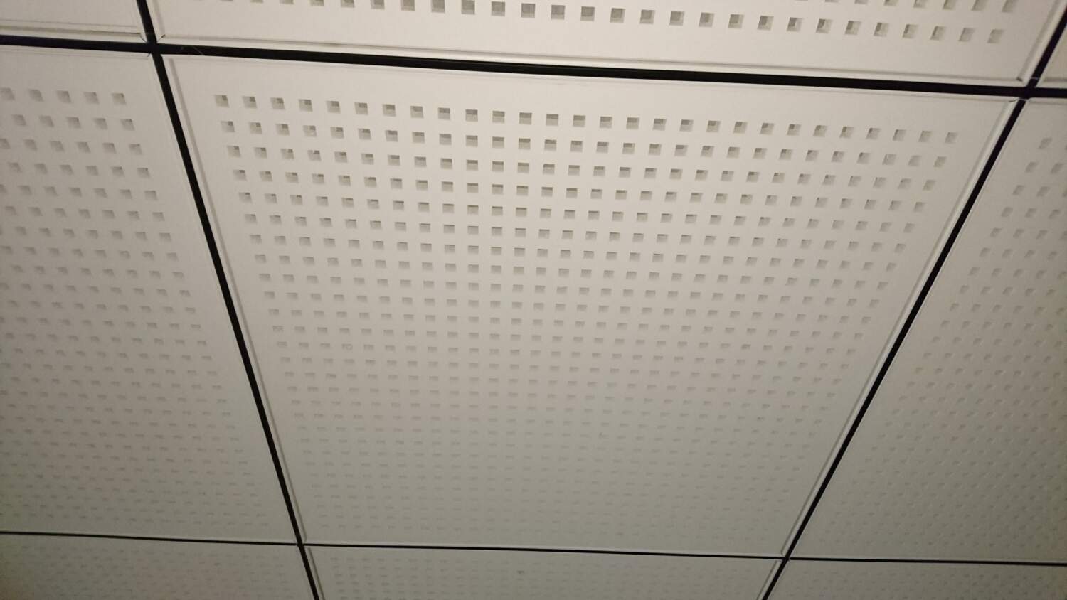 Faux plafond isolation acoustique