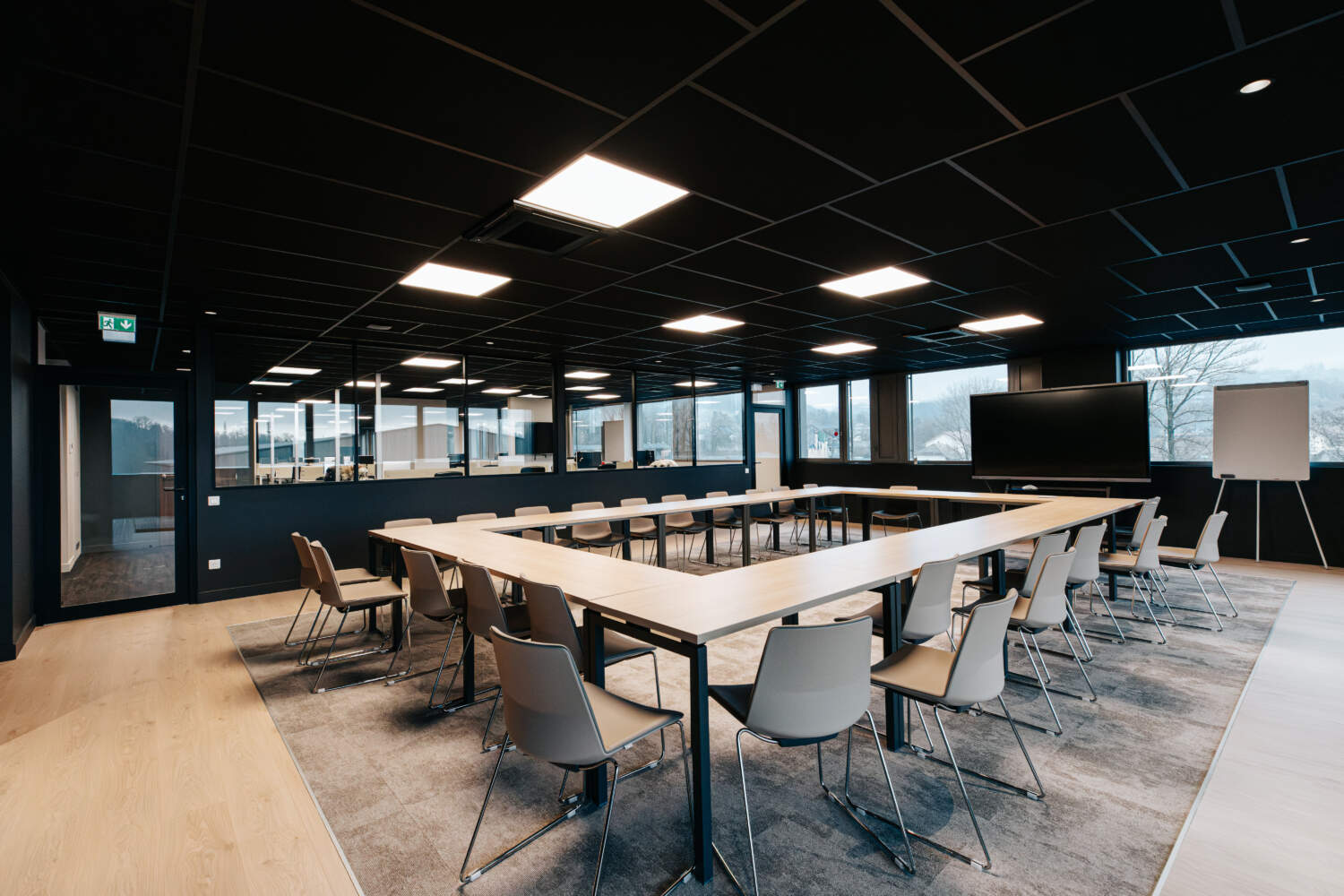 Aménagement salle de réunion faux plafond