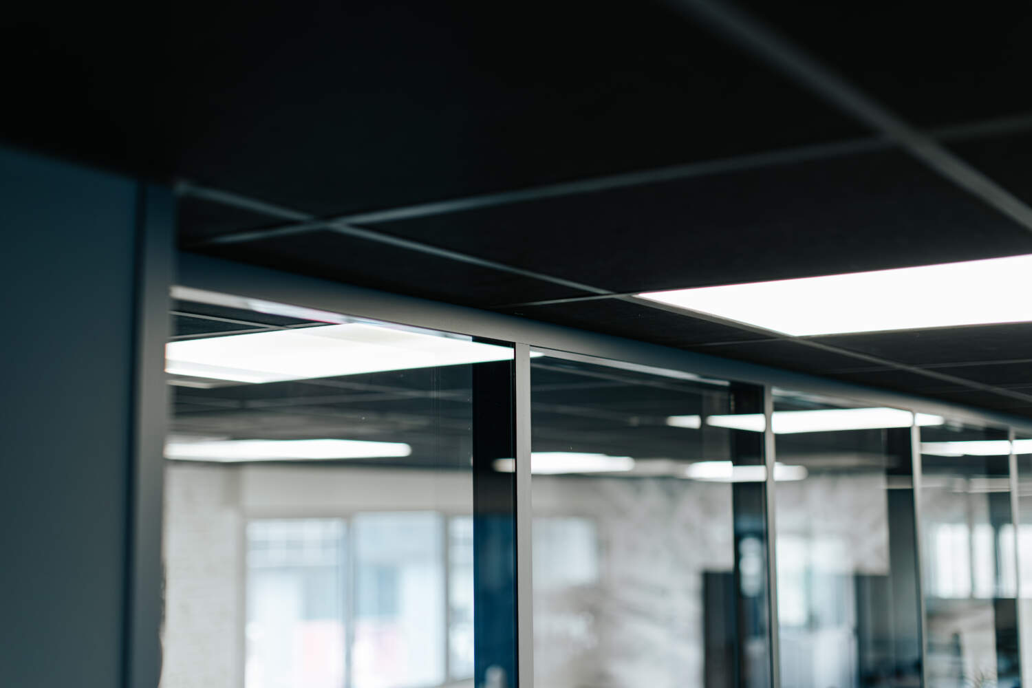 Faux plafond en dalles minérales